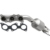 Catalytic Converter with Integrated Exhaust Manifold