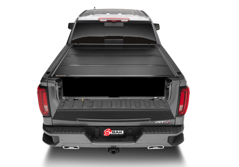 BAKFlipF1_21GMC_Sierra_RearHeadOn_Closed_TailgateOpen.jpg