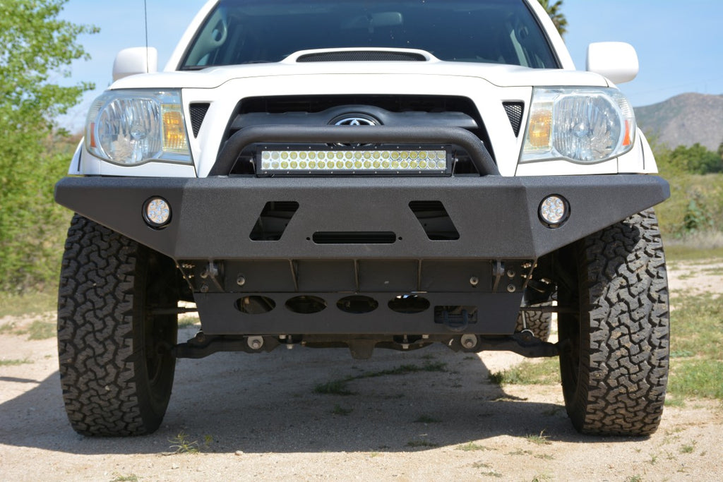 DV8_Offroad_FBTT1-01_Toyota-Tacoma-front-bumper_angle4_72dpi.JPG