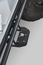 Load image into Gallery viewer, Jeep Steps - 102254 - and Rocksliders - 102470 - Jeep JL-4.jpg