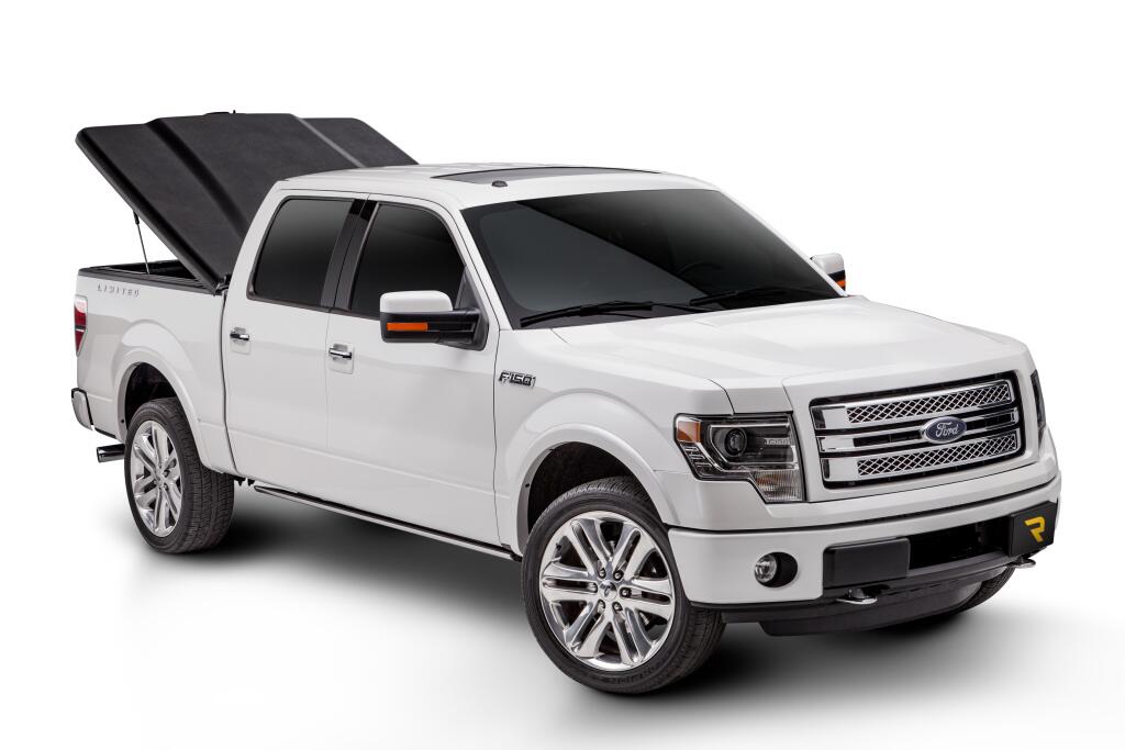 UC_Elite_Ford_White_03Open_RT.jpg