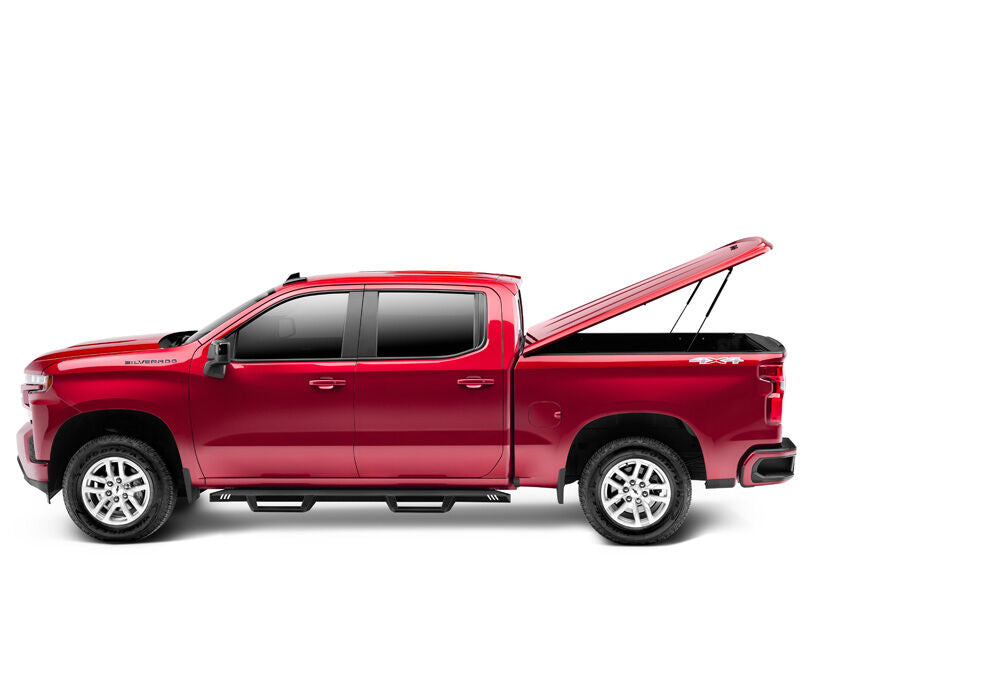 UC_LUX_19Chevy-Silverado_Profile_02Open.jpg