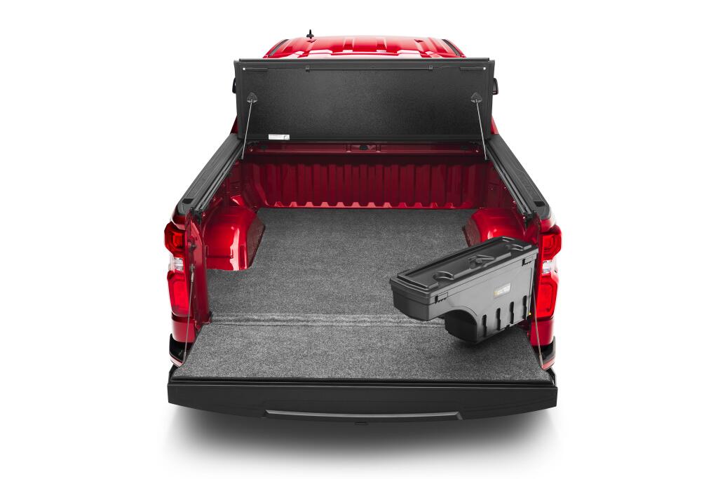 UC_SwingCase_Chevy_Red_29_RT.jpg