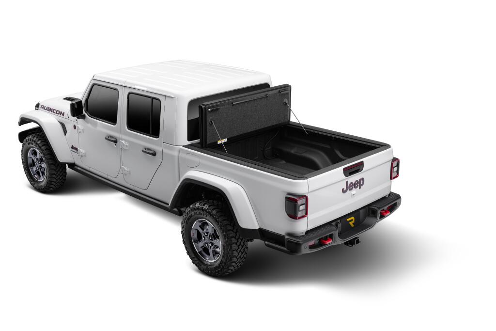 UC_UltraFlex_Jeep-Gladiator_04Open_RT.jpg