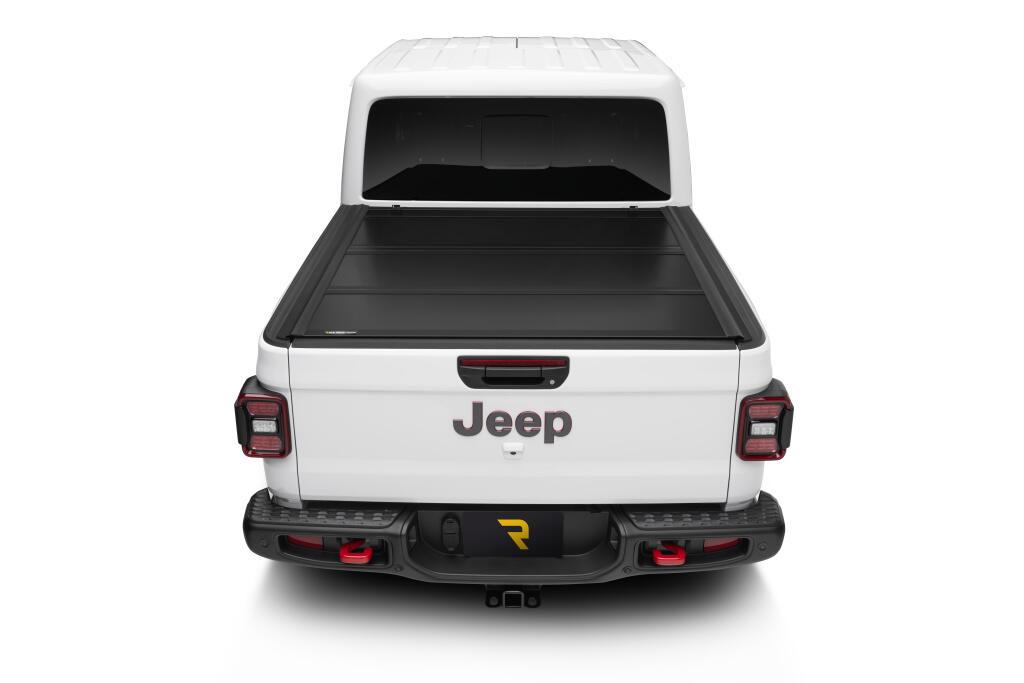 UC_UltraFlex_Jeep-Gladiator_Rear_01Closed_RT.jpg