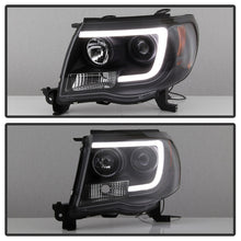 Load image into Gallery viewer, Spyder Toyota Tacoma 05-11 Projector Headlights - Light Bar DRL - Black PRO-YD-TT05V2-LB-BK