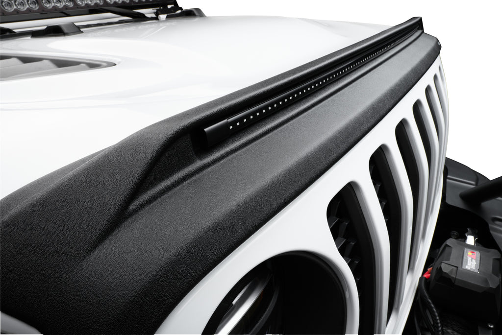 avs_aeroskinlightshield_20JeepGladiator_3qtrclose_753156.jpg