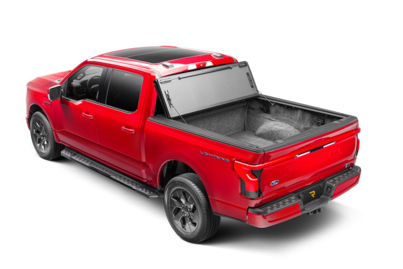 BAK 21-22 Ford F-150 (Incl. 2022 Lightning) BAKFlip MX4 5.7ft Bed Cover - Matte Finish